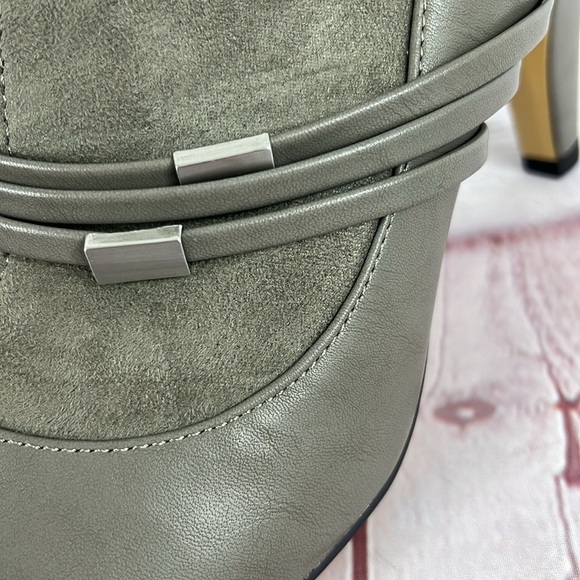 Bella Vita Women's Noemi Ii Dress Shootie Ankle Boot Size 12WW - Picture 6 of 9